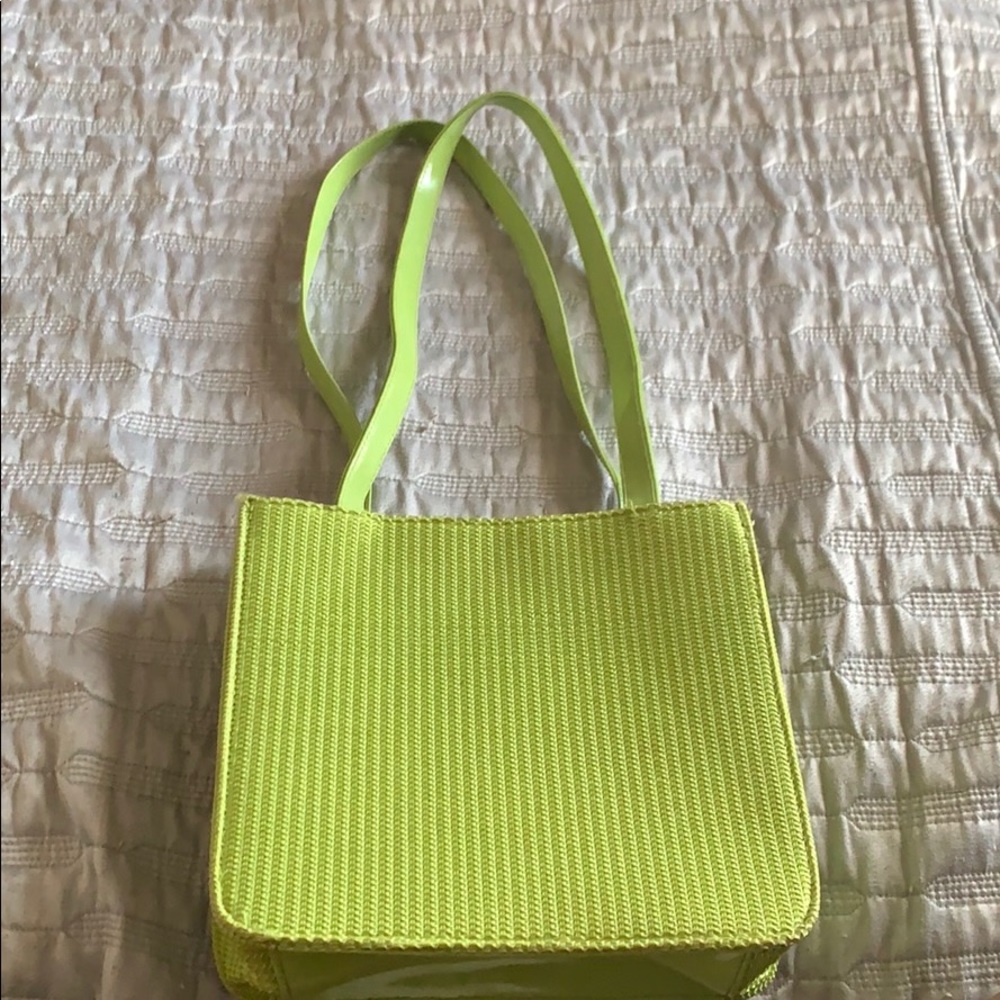green bag - Picture 2 of 5